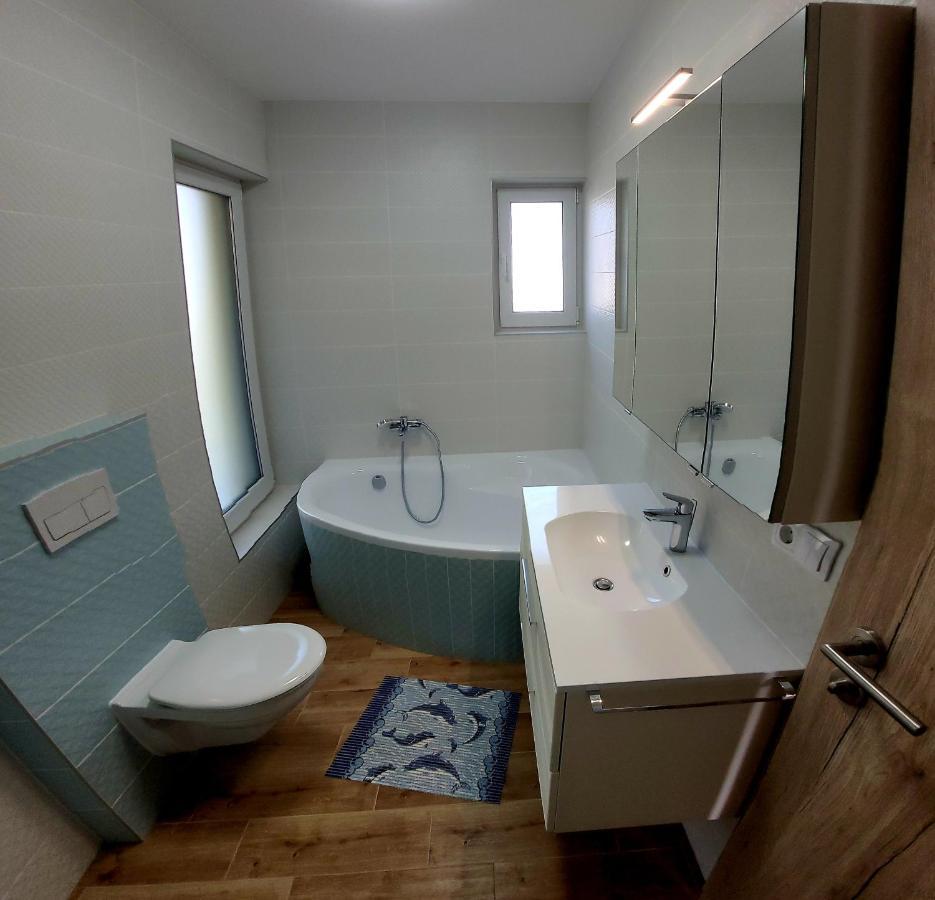 발라톤페니베스 Zea Apartmanhaz 아파트 외부 사진